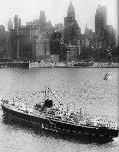 El Barco llegando a NYC